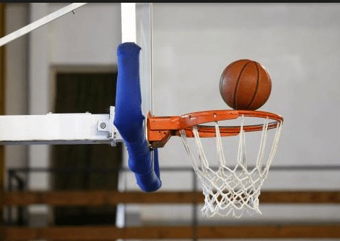 portable and adjustable basketball hoops